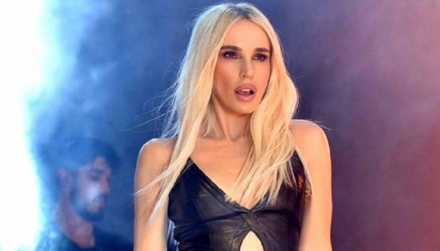 Gülşen'den Aleyna Tilki'ye destek